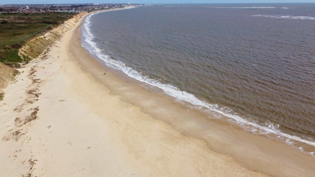 Long-range aerial survey along the Pakefield and Thorpeness sections of the Suffolk coastline, located south of Lowestoft.